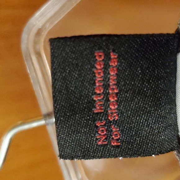 Santana Graphic T-Shirt - Picture 7 of 11